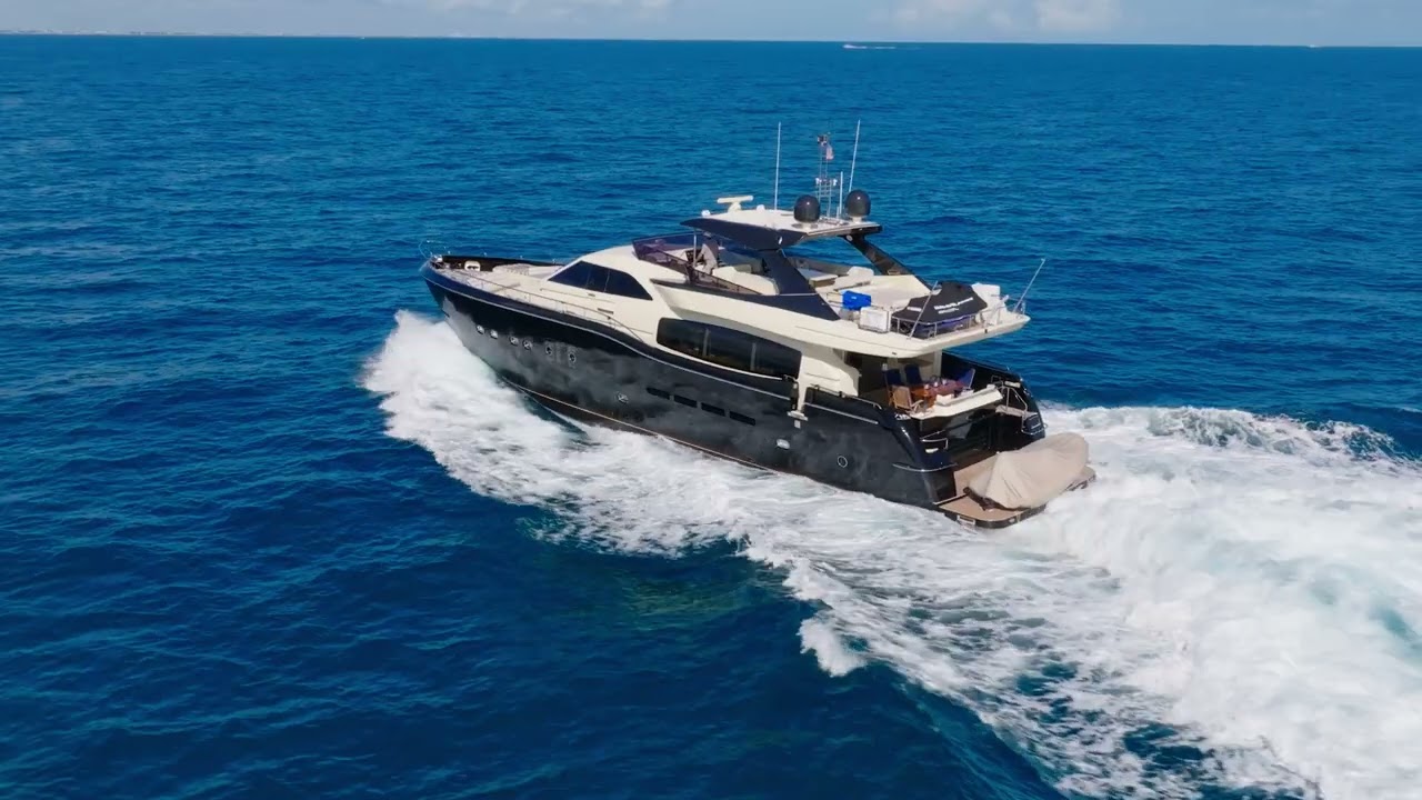 For Sale - 2010 Ferretti Yachts Altura 840