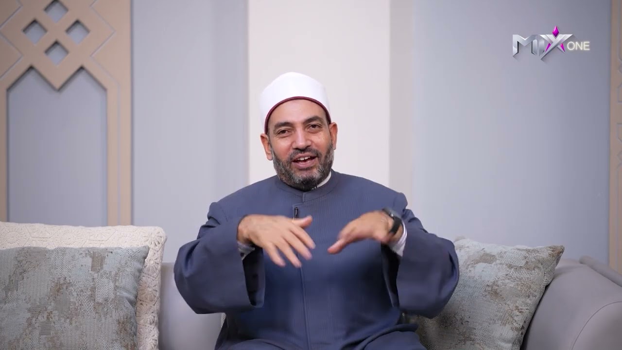 حكم تأخير صلاة العشاء حتى منتصف الليل.. وهل النوم ينقض الوضوء؟.. الشيخ سالم عبد الجليل يجيب