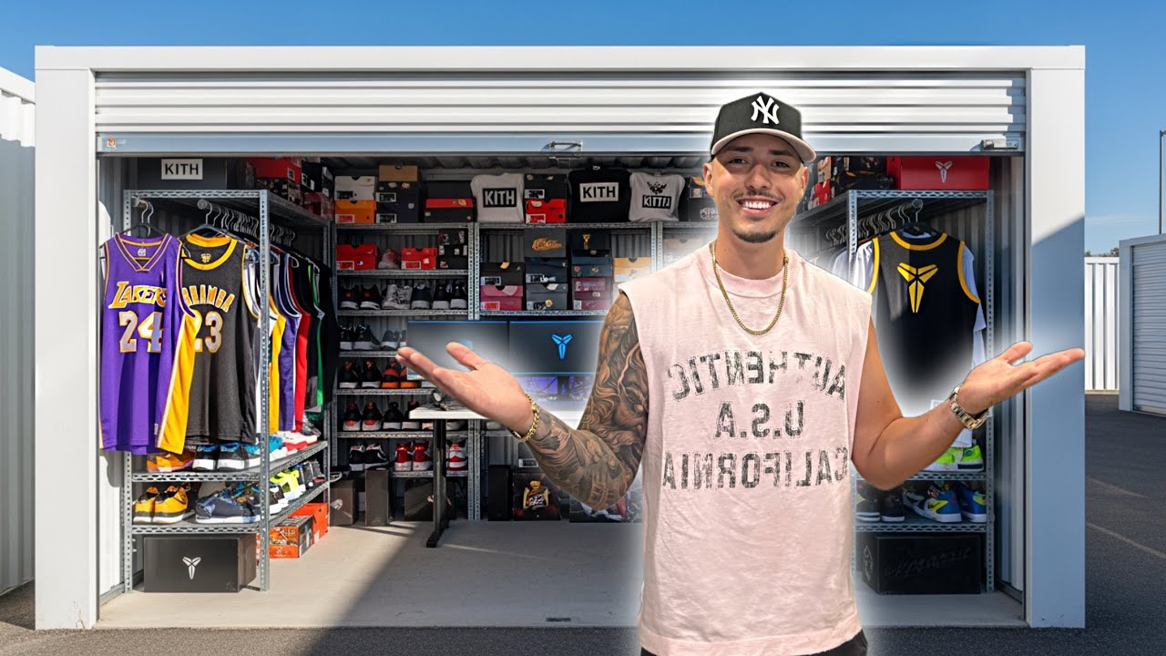 Abandoned Storage Unit of a Kobe Bryant Superfan (INSANE FINDS)