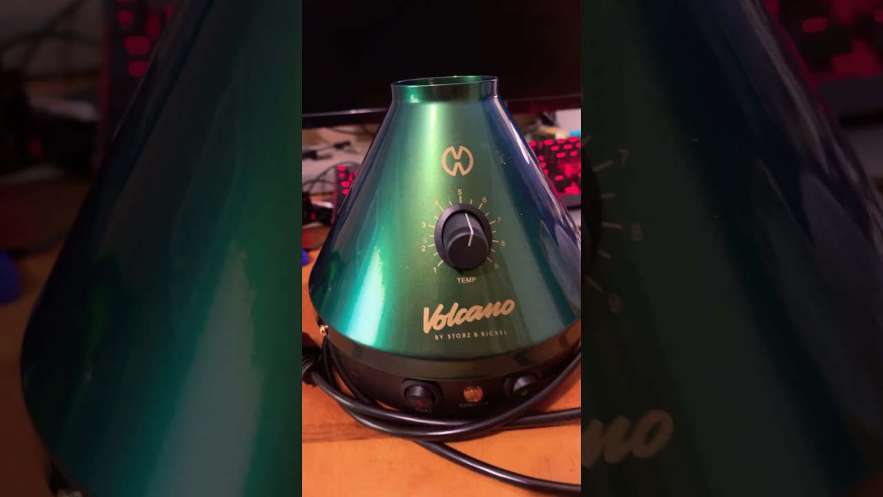 Volcano Classic by Storz & Bickel 25th anniversary green edition first look #vaporizer #dryherbvape