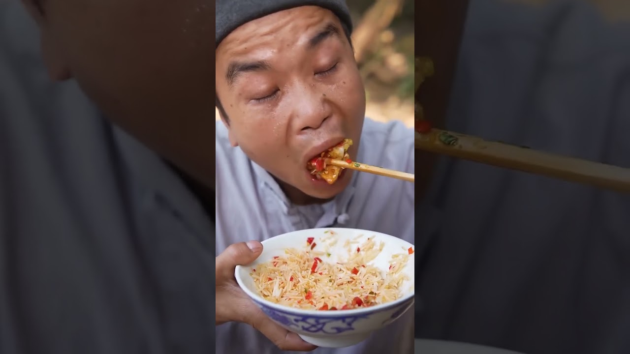一眨眼的功夫辣椒酱就没了，鲍鱼还在这是为什么？