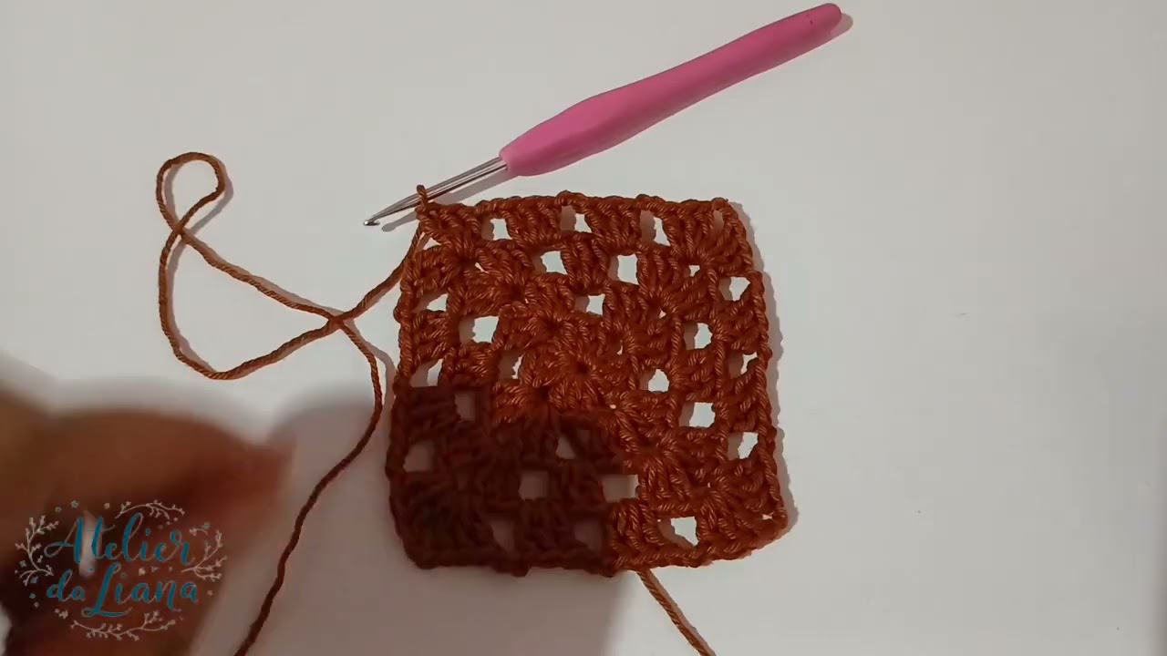 Mini bolsa de crochê porta trecos. ❤️