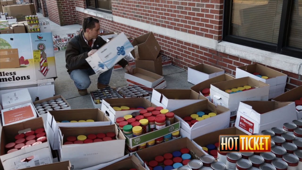 Volunteer Hampton Roads - Family Volunteer Day Feature - Hot Ticket 2014