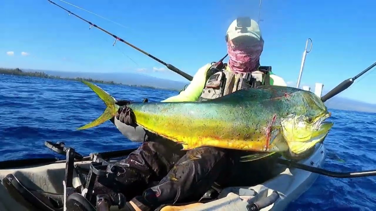 Hawaii Kayak Fishing: Mahimahis in Crystal Blue Waters