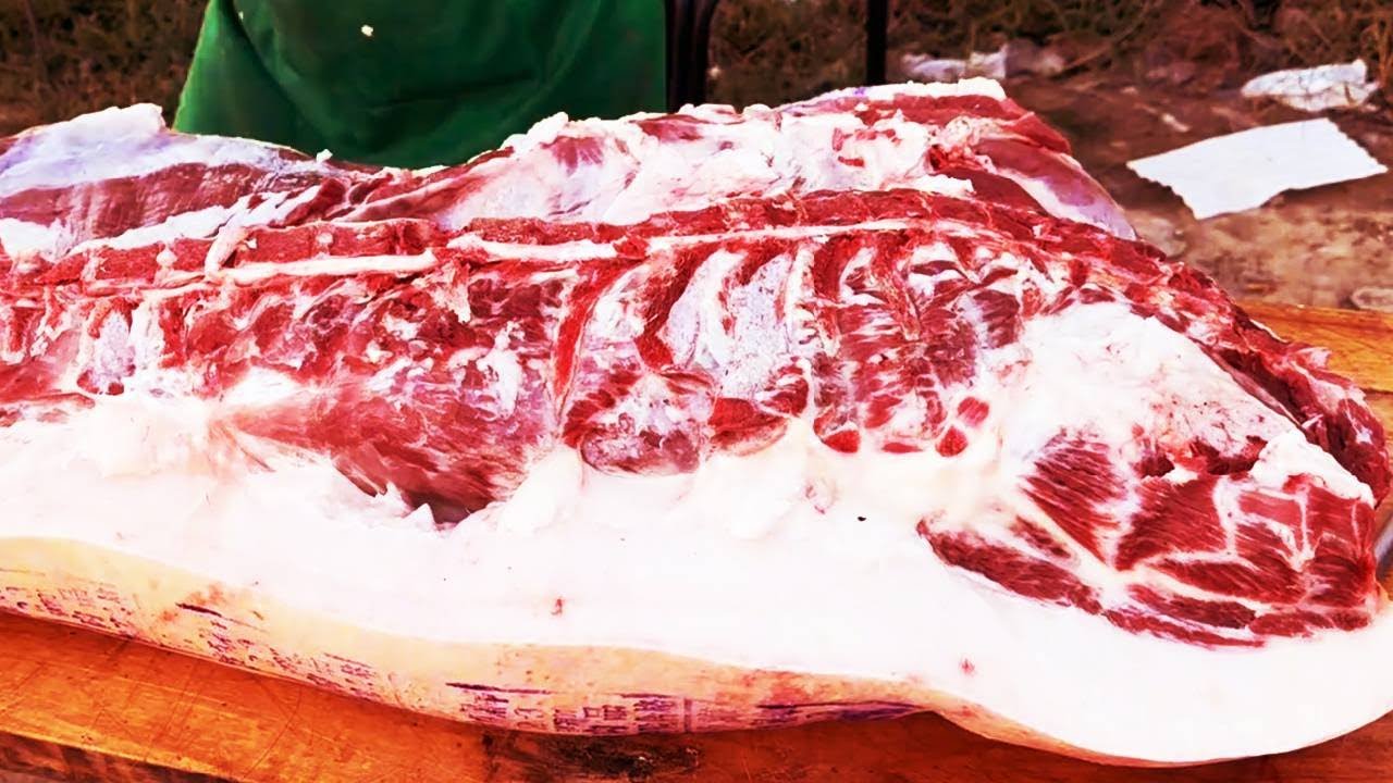 今天老孟發財了，這大哥天不亮就來買豬肉，一下買了4000多塊的！【立福128】
