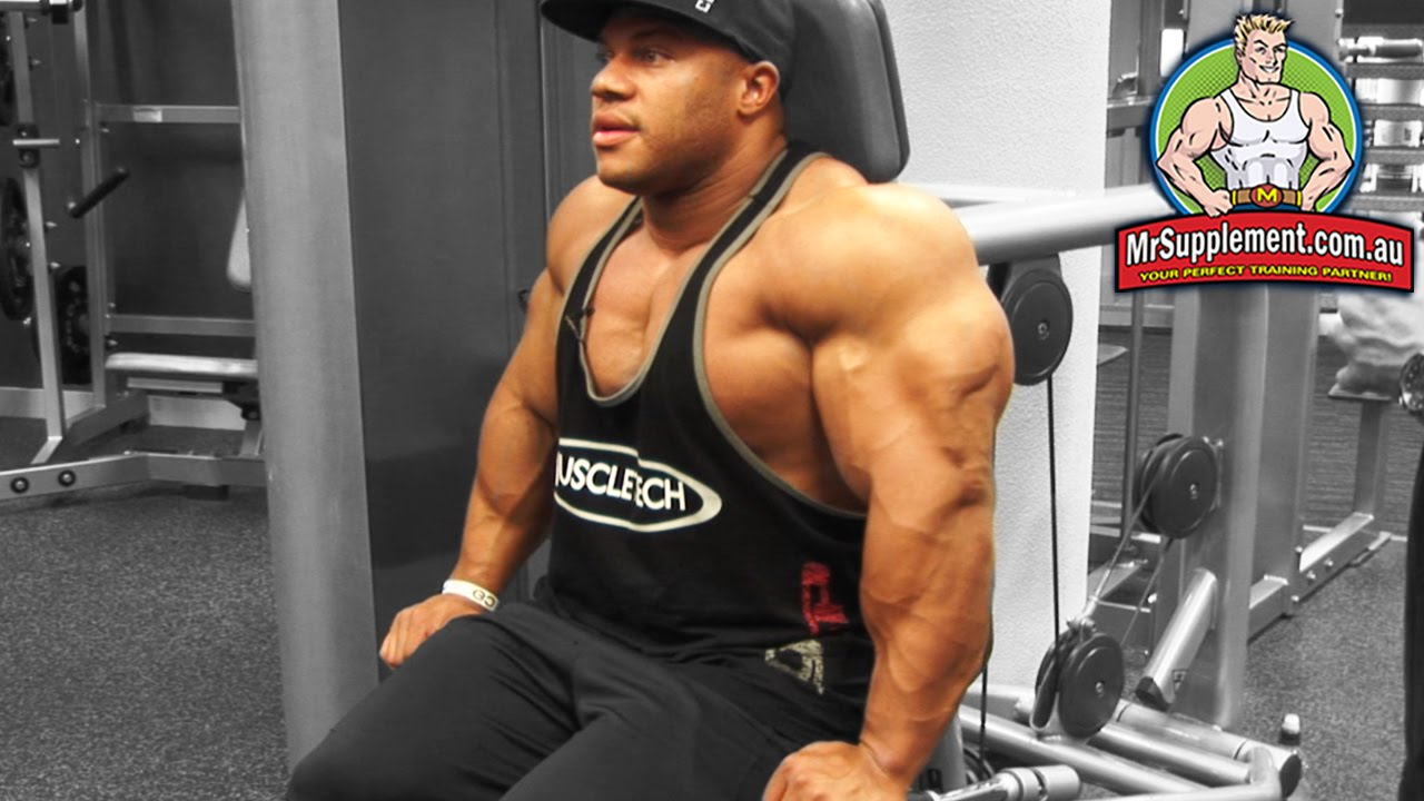 Phil Heath's Machine Tricep Dips | Tricep Exercise #3