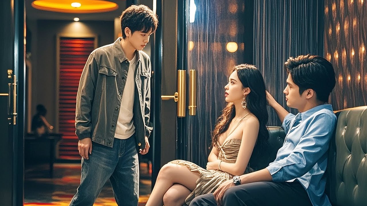 Seeing his wife getting close to her lover in a bar, he finally realized the child wasn’t his at all