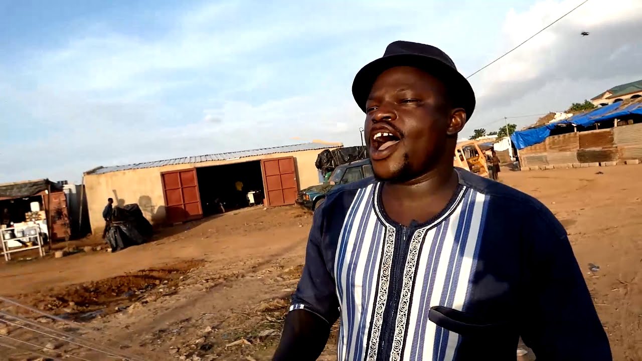 MADOU N'GONI Clip Officiel NA MASSA ° Ouagadougou 2020°2021 ° Version TV ° Cut Version