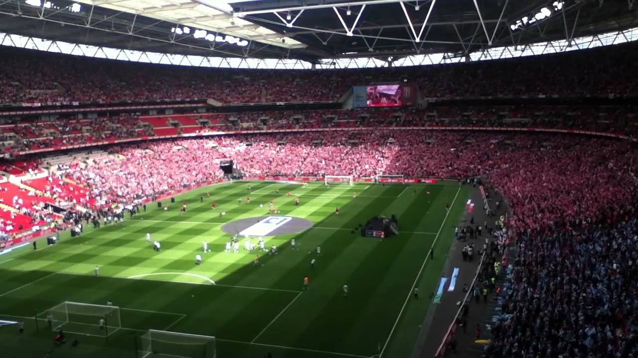 FA Cup Final 2011 - Stoke City singing Delilah before the game