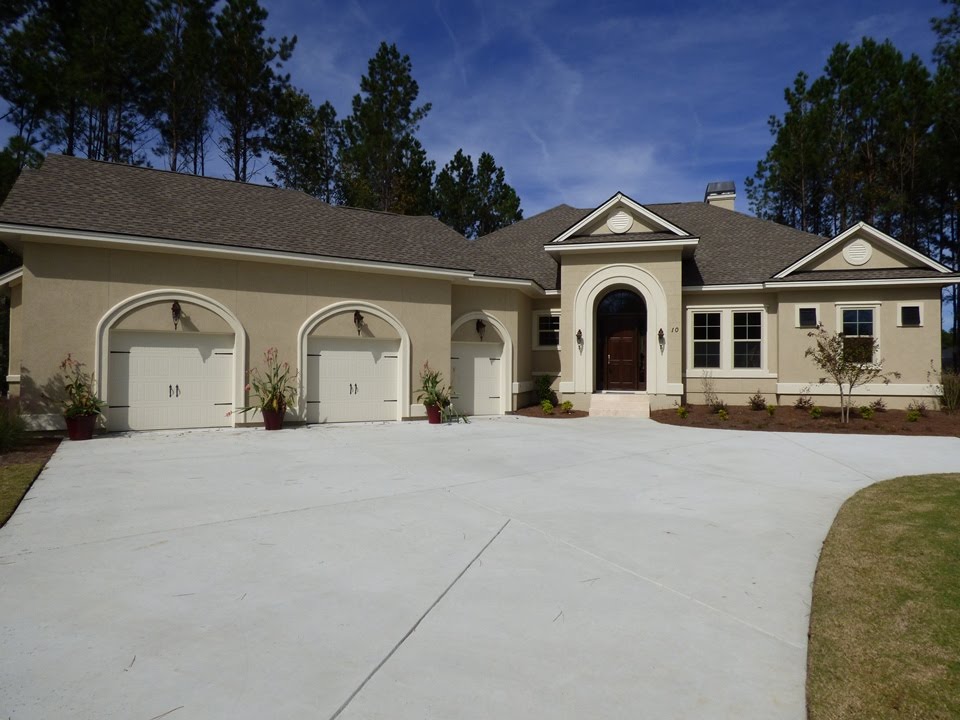 New Hampton Lake Home With Lake View