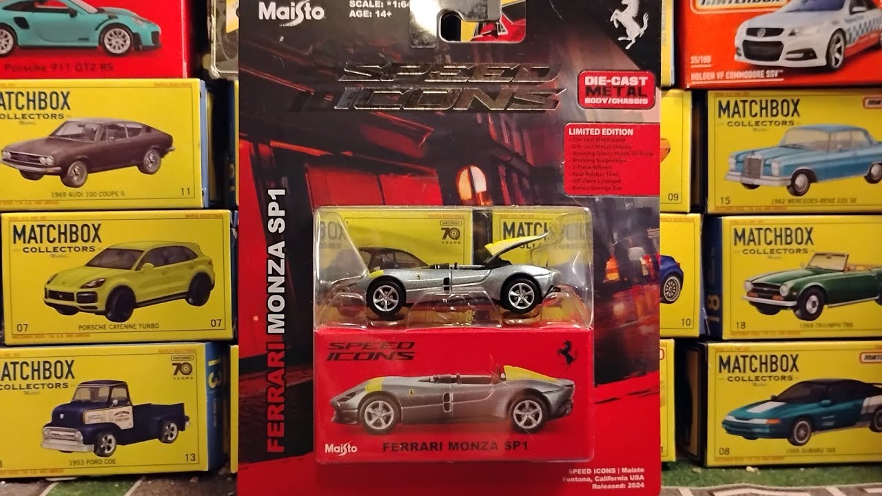Unboxing a Ferrari Monza SP1 from the Maisto Speed Icons series.