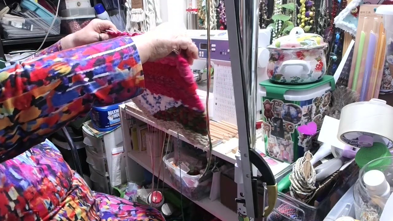 I would not waste my time watching this weaving video