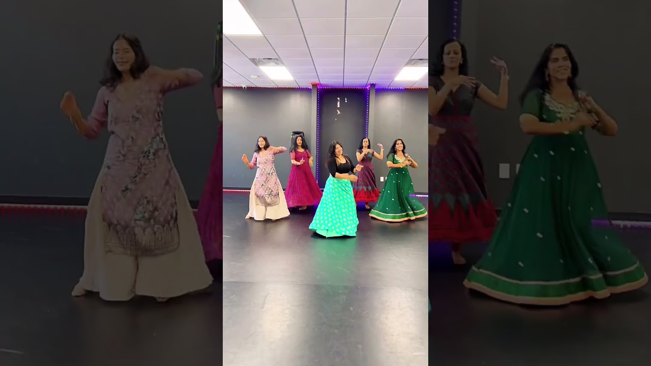 Dance to the beat #nikitasbollywooddanceacademy #weddingceremony