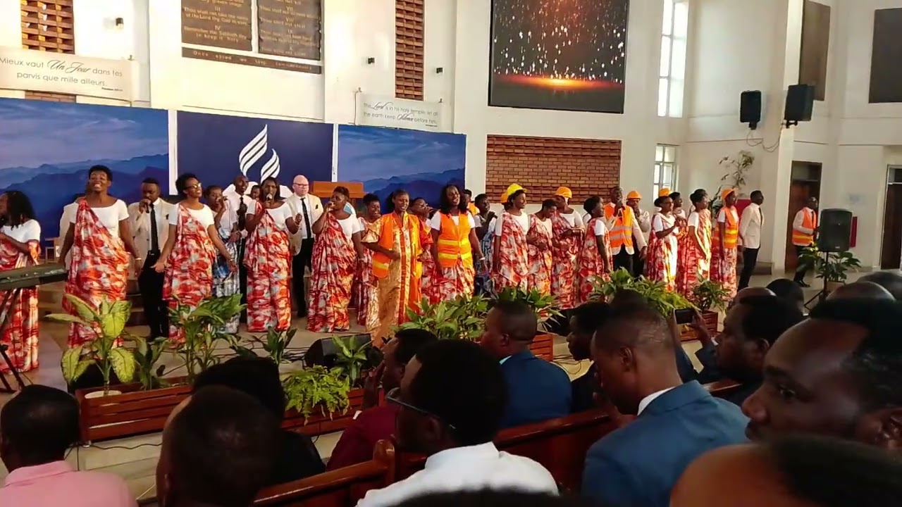 New city choir ceremony in Kigali (bilingual church)