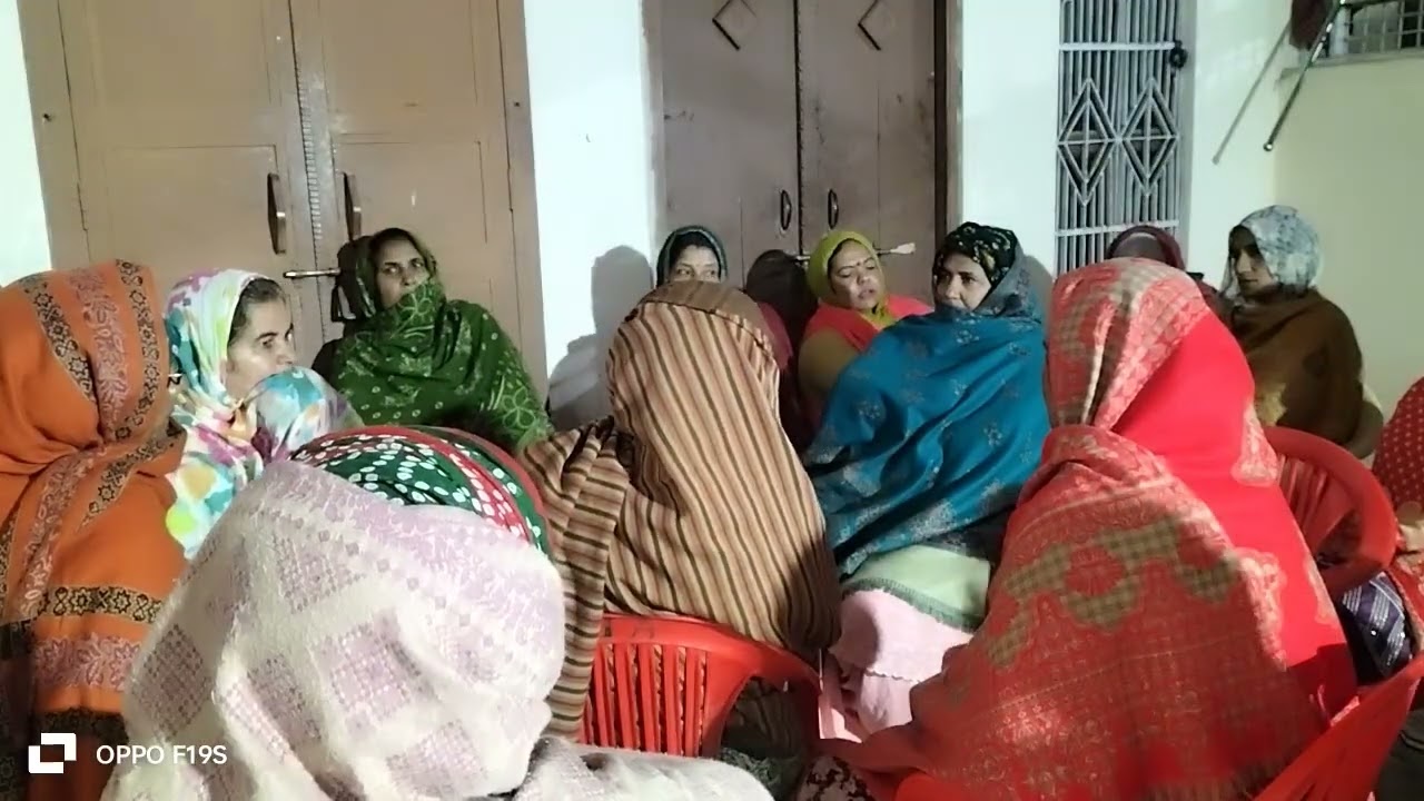 कलकता बम्बई बीच देखें री तेरा बीरा जहाज चला हरियाणवी💐💐💐💐जकड़ी गीत🙏🙏आपकी लाडली#dholi_panghal_k_bhajan