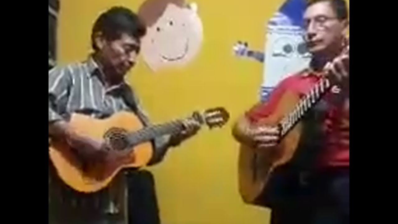 DUETO DAVID DE GUATEMALA,  ENSAYANDO UNAS HERMOSAS ALABANZAS