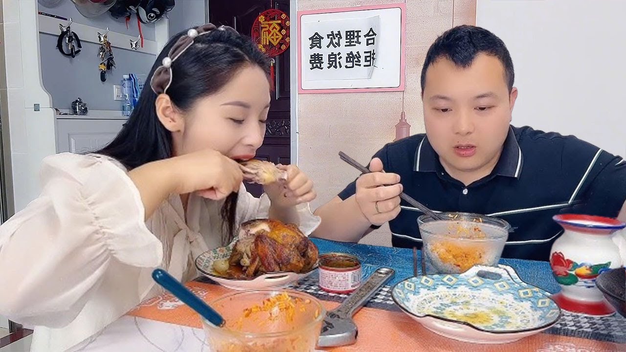 Couple food: My selfish husband hid the roast chicken but I ate all the meat when he wasn't looking