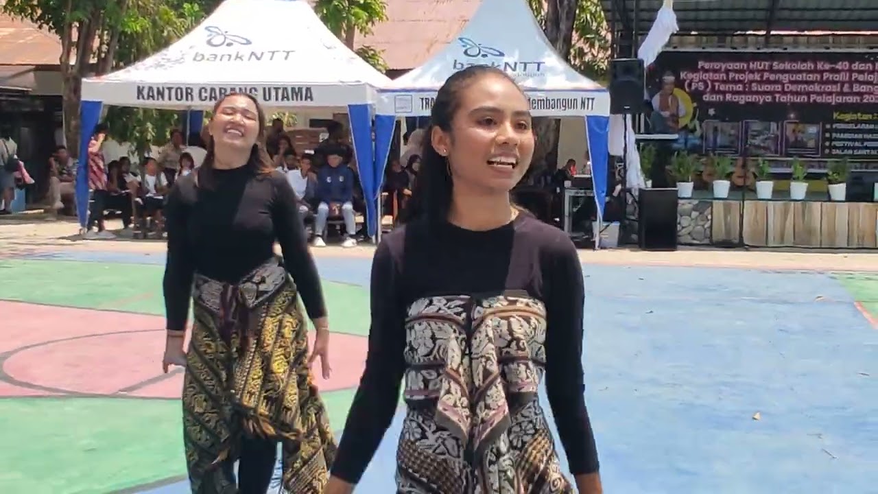Kegiatan HUT ke-40 SMAN 2 Kupang : TARI