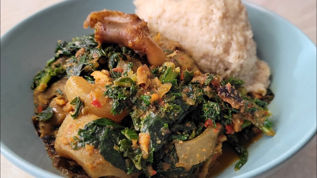 Nigerian Kale-Spinach Soup | Vegetable Soup & Oats Fufu