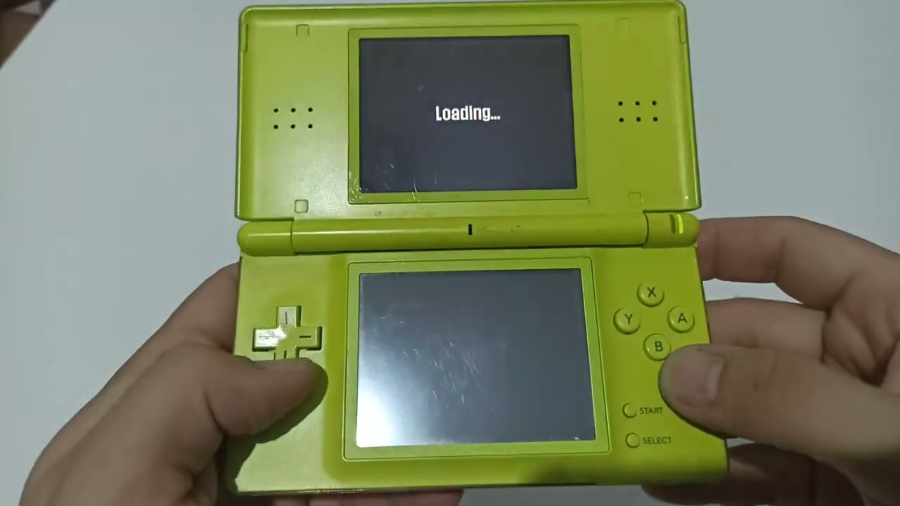 Nintendo ds lite lemon with r4