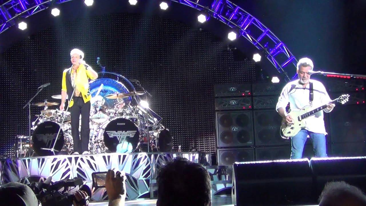 Van Halen: Feel your love Tonight  live in San Bernadino, Ca. July 11, 2015. 3rd row pit, HD.
