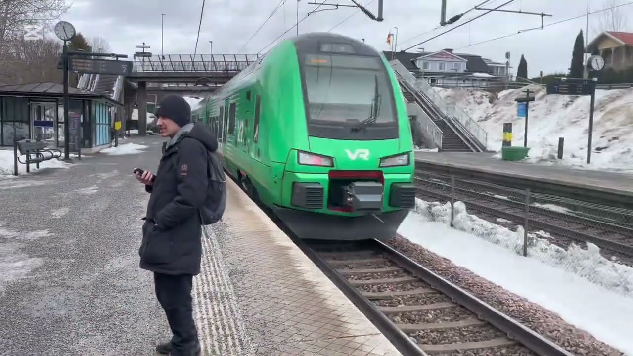 Svenska tåg del 21 Snabba tåg vid Mölnbo / Swedish trains part 21 Fast trains in Mölnbo 