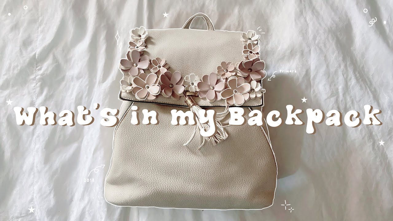 What’s in my backpack| koosimeh♥︎🧸