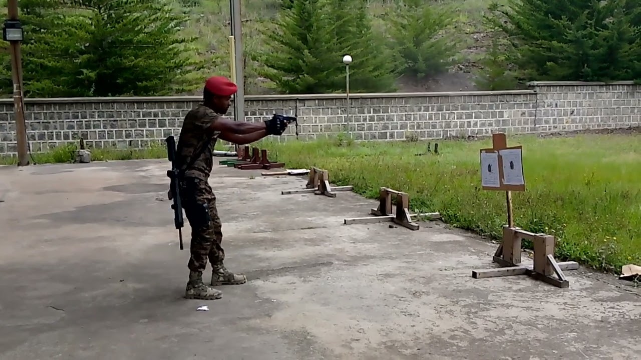ethiopian special forces fireing glock 19