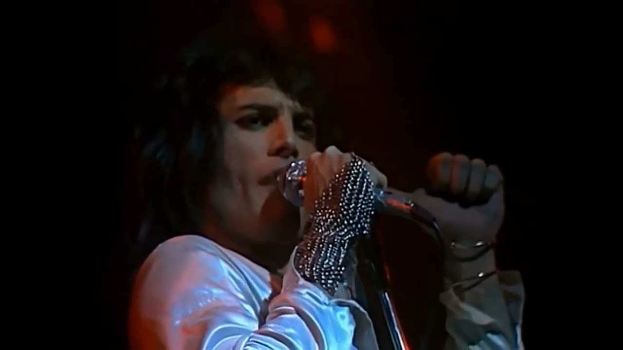 Queen - The March Of The Black Queen (Live At The Rainbow Theatre: 19/11/1974)