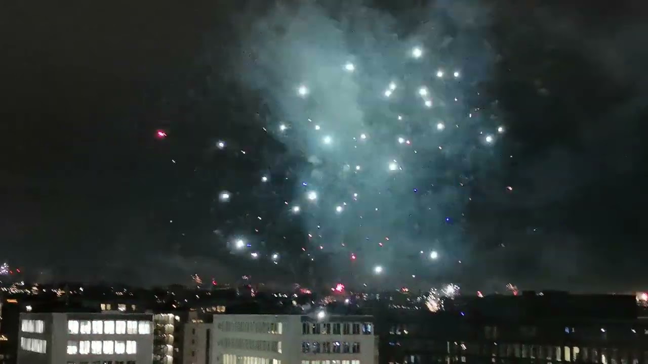 Fyrverkeri over Oslo nyttårsaften 2025