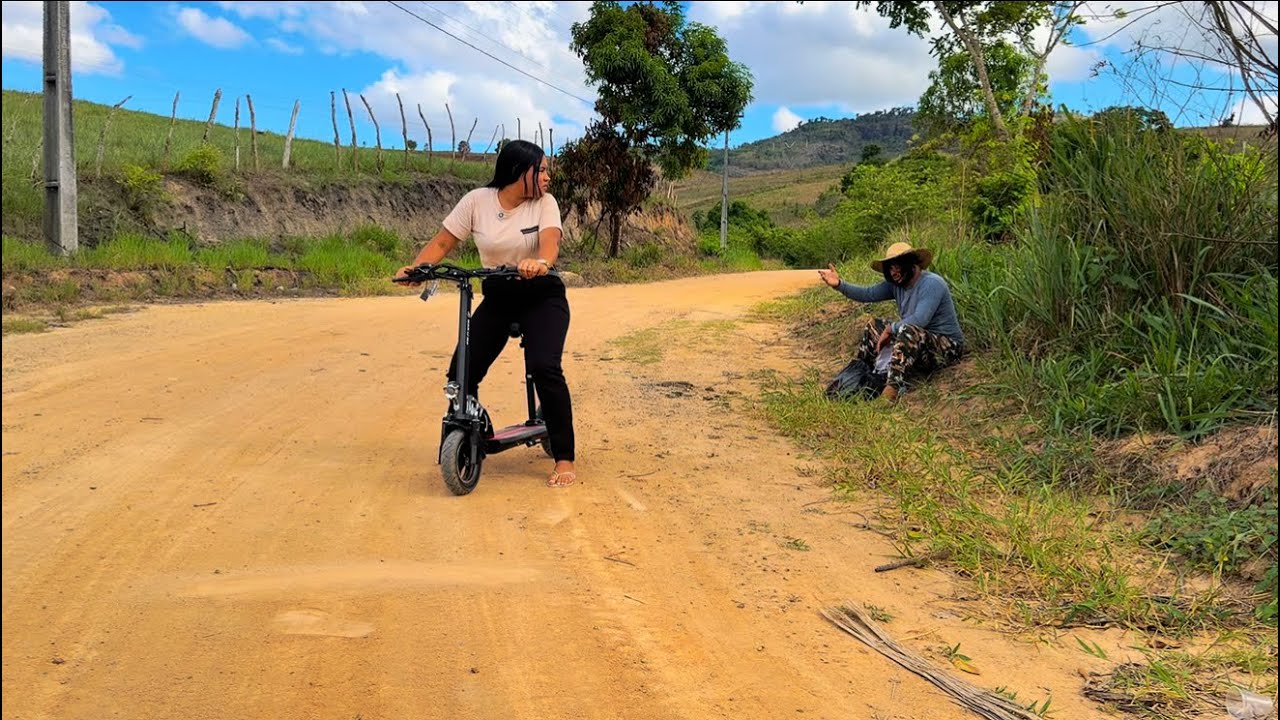 Ela Contrata Um Mendigo Para Fazer Ciúmes Seu Namorado Mais Acaba Se Apaixonando Por Ele 