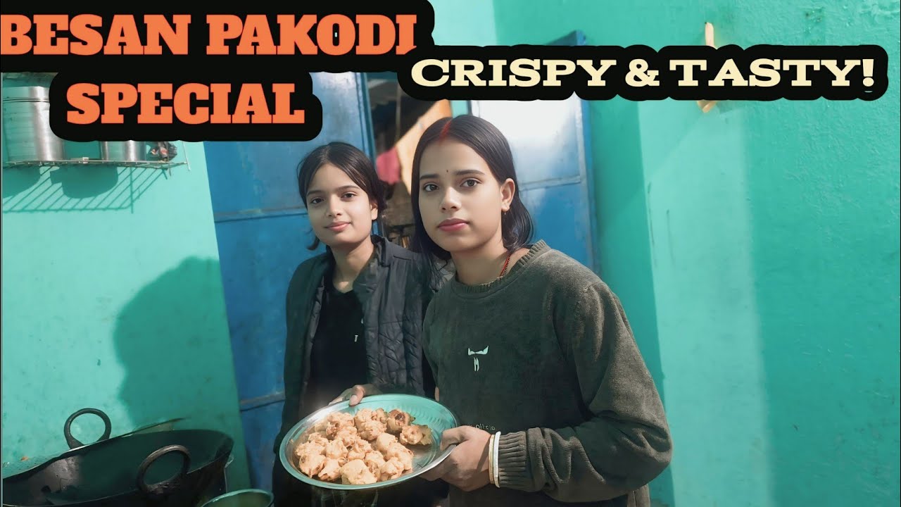 Santa Or Payal Dono Mil Kr Ye Ky Bna Rhi Hai🤔 ||Besan Ka Pakodi 😋Maja Aa Gya||Santaadityavlogs 