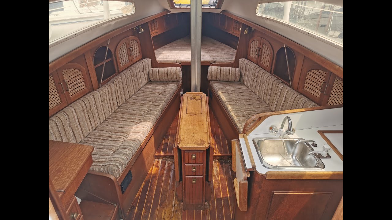 1986 Aloha 30 Sloop by Ouyang Boatworks