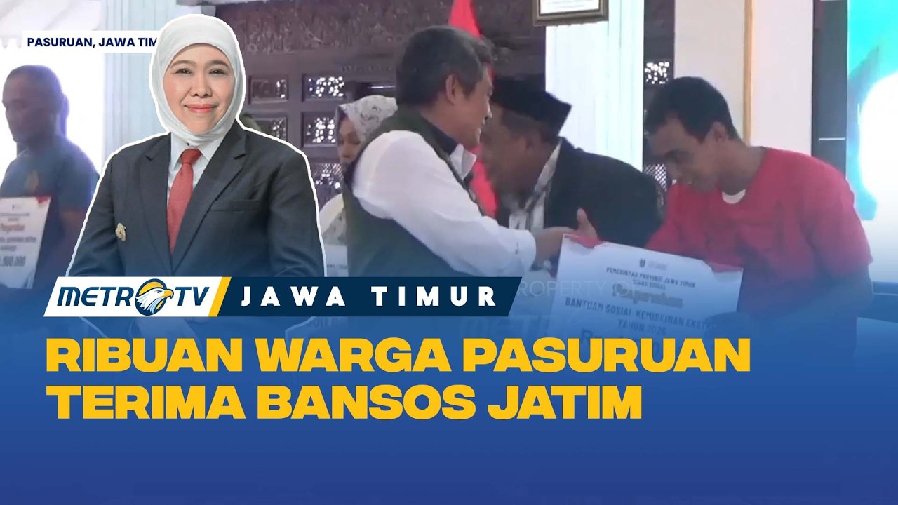Gubernur Khofifah Bagikan Bantuan Sosial Senilai 2,7 Miliar