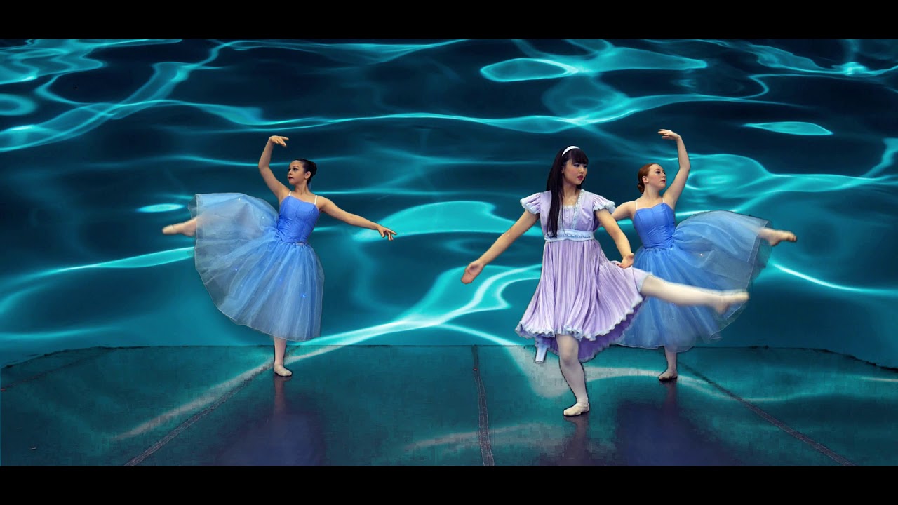 Virtual Alice - The Pool of Tears