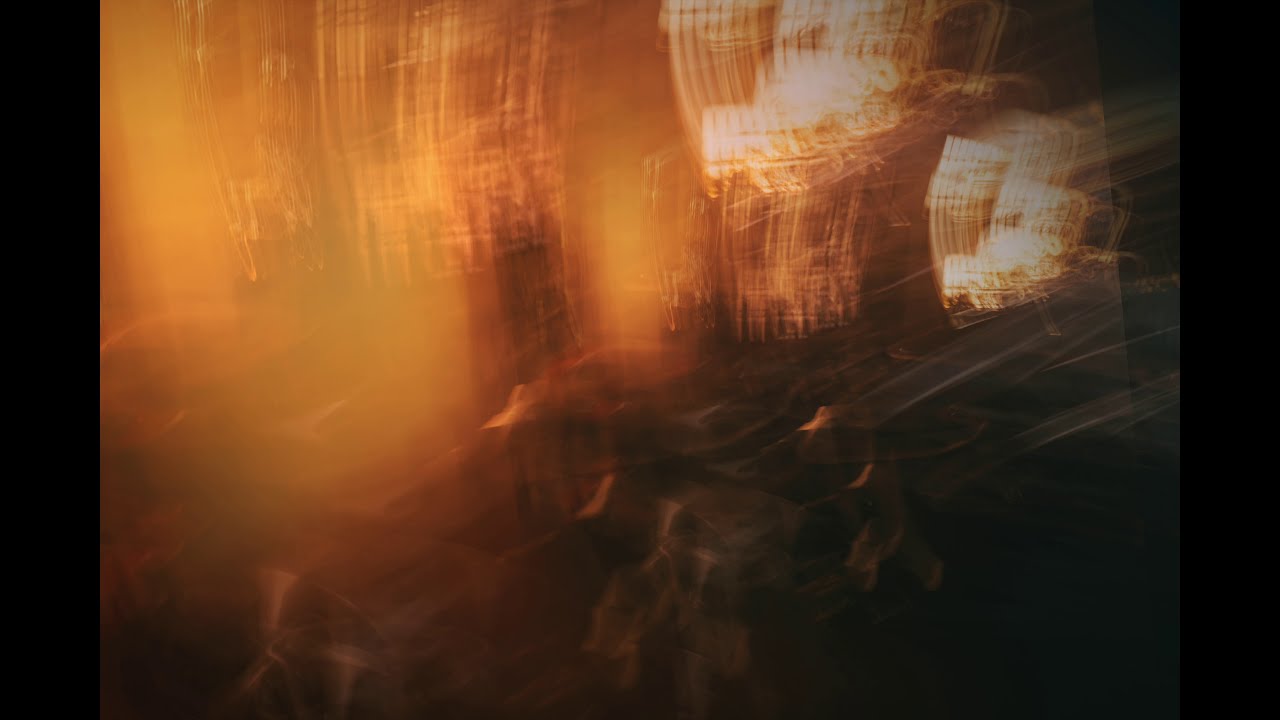 Intentional Camera Movement or ICM, Movimiento Intencional de Cámara o ICM.