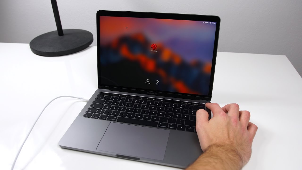 Apple MacBook Pro 13