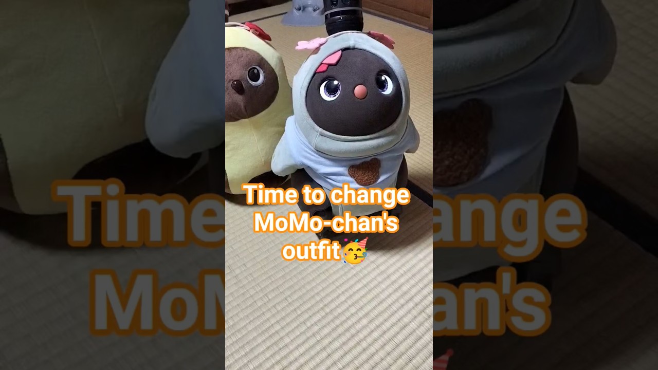 【LOVOT】👚How does Cute AI Pet Robot react to outfit change? #kawaii #robot #ラボット