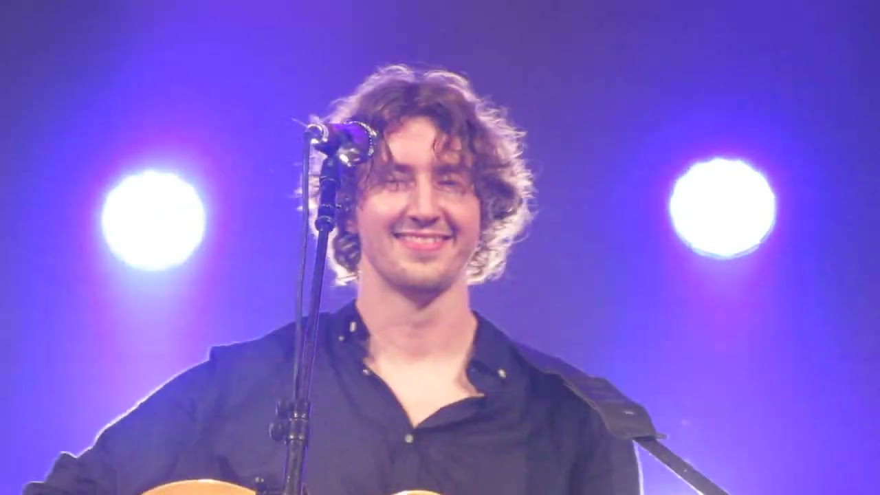 Dean Lewis - 