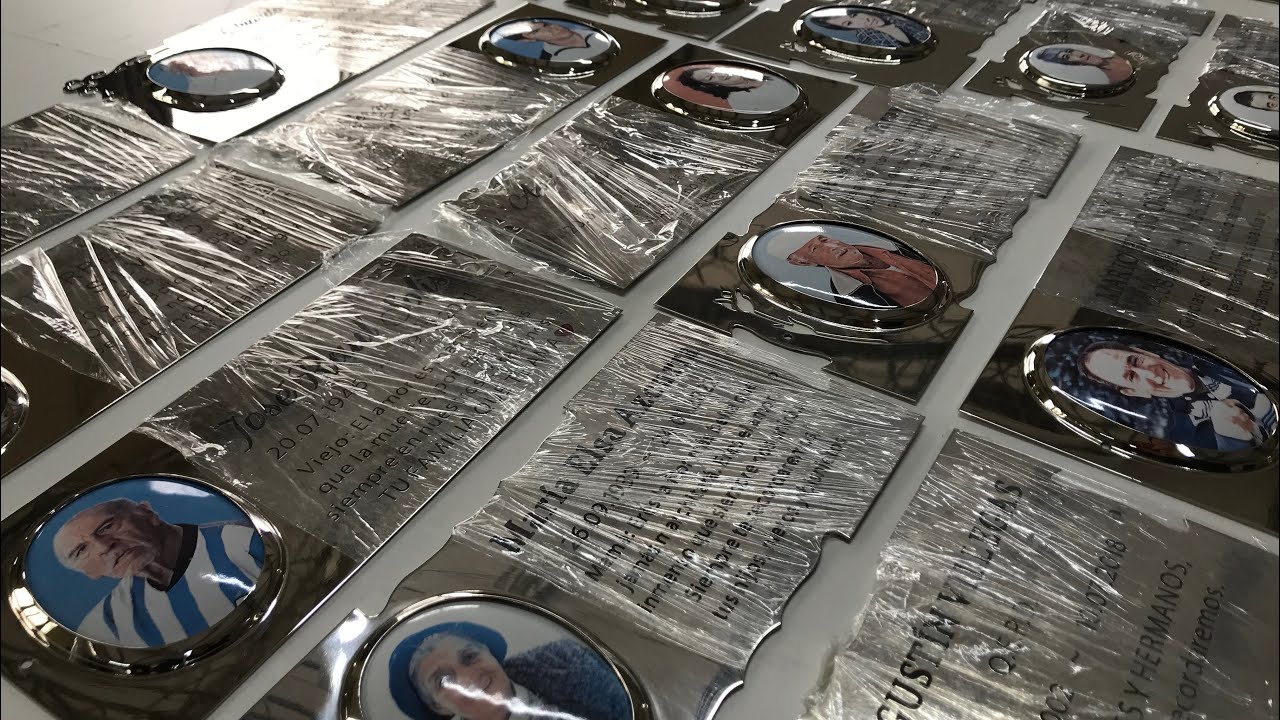 Placas recordatorias con foto a color. Para cementerio. Excelente calidad.