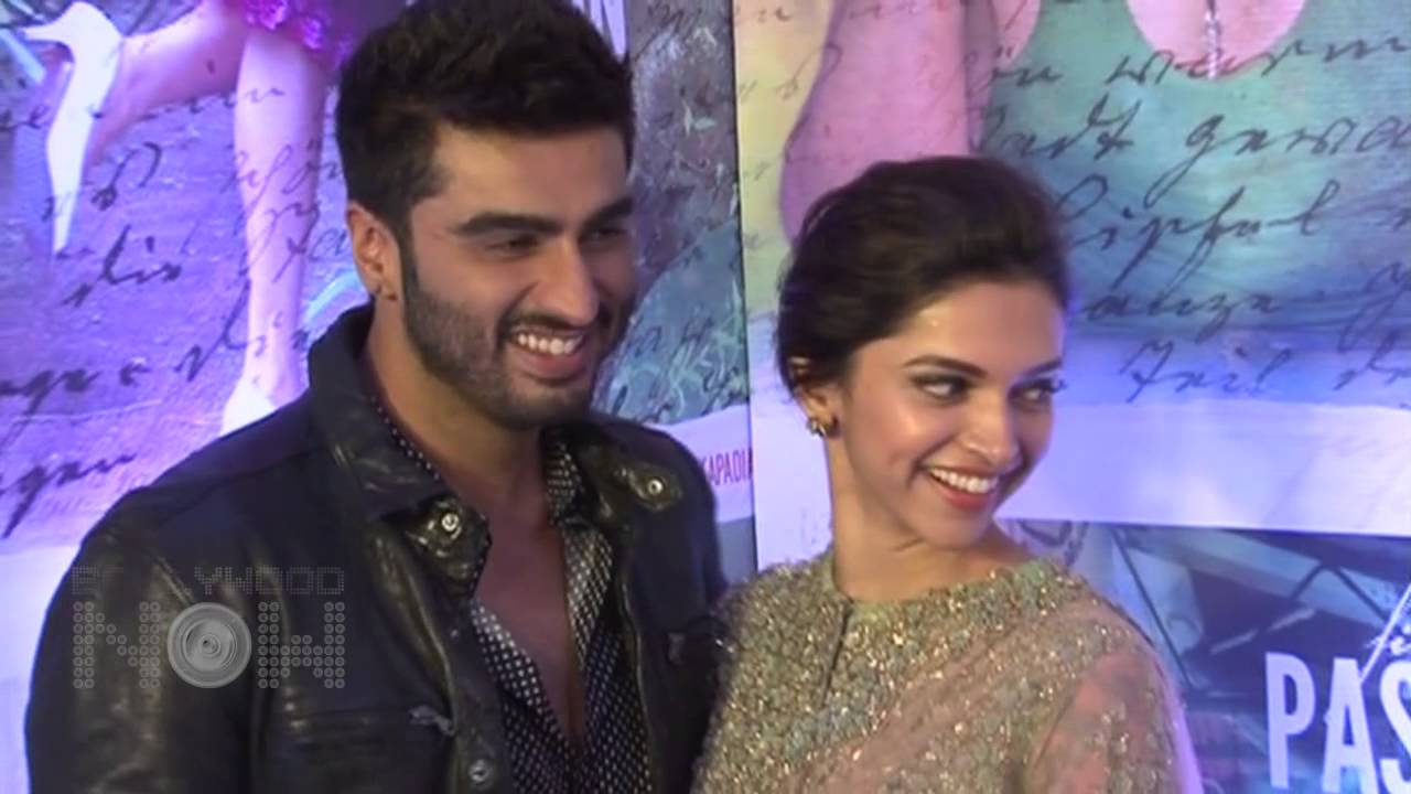 Arjun Kapoor Kisses Deepika Padukone Ranveer Singh Jealous