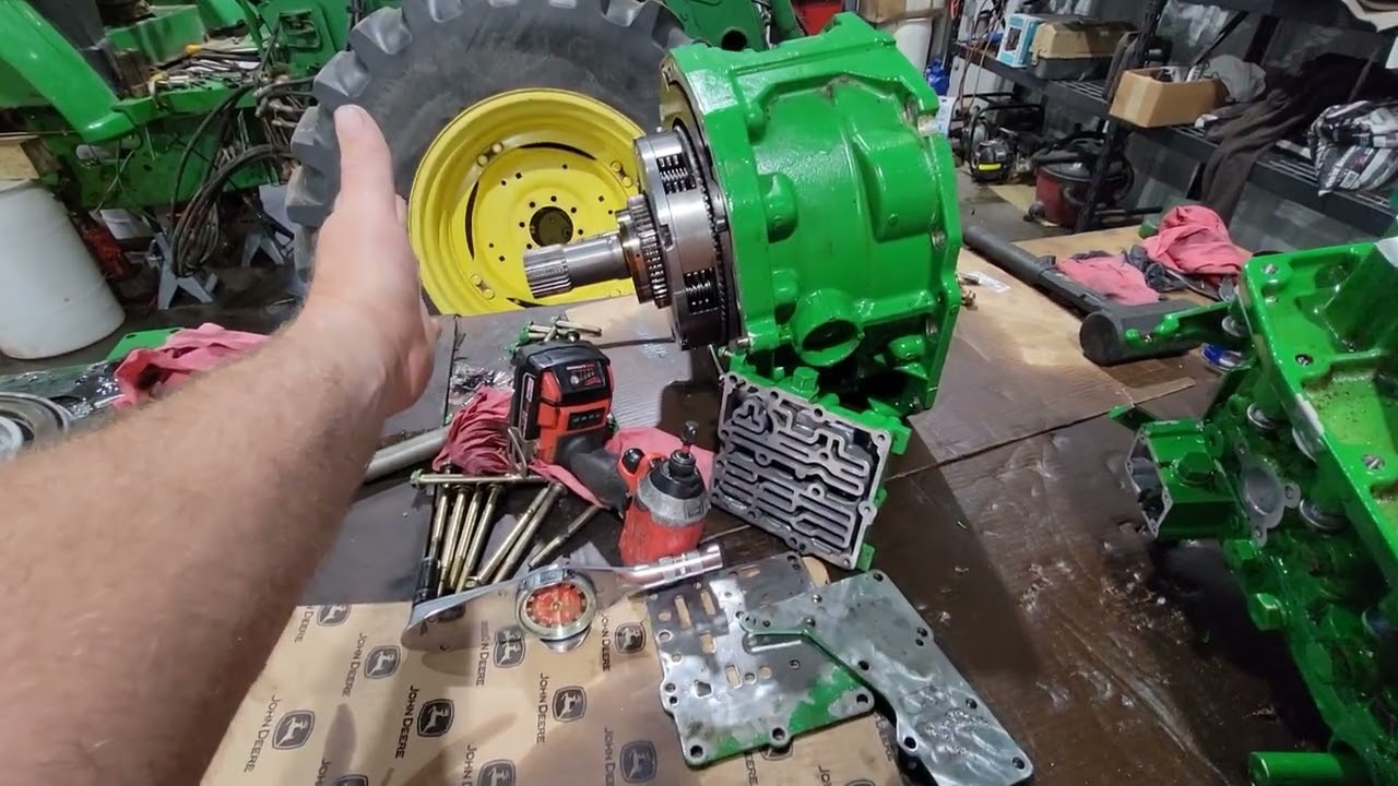 John Deere 6220 transmission starts going together.  9420 engine is tore down