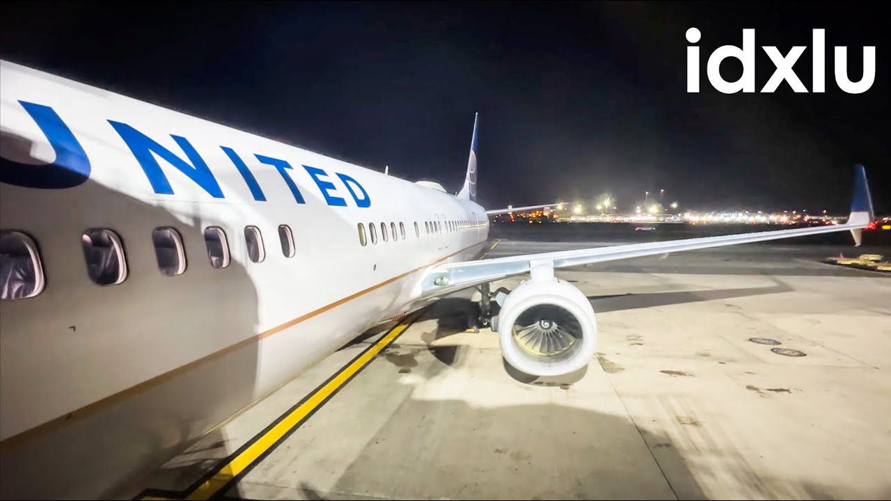 United Airlines - First Class | 737-900ER | Chicago (ORD) ➡ Newark (EWR) - TRIPREPORT