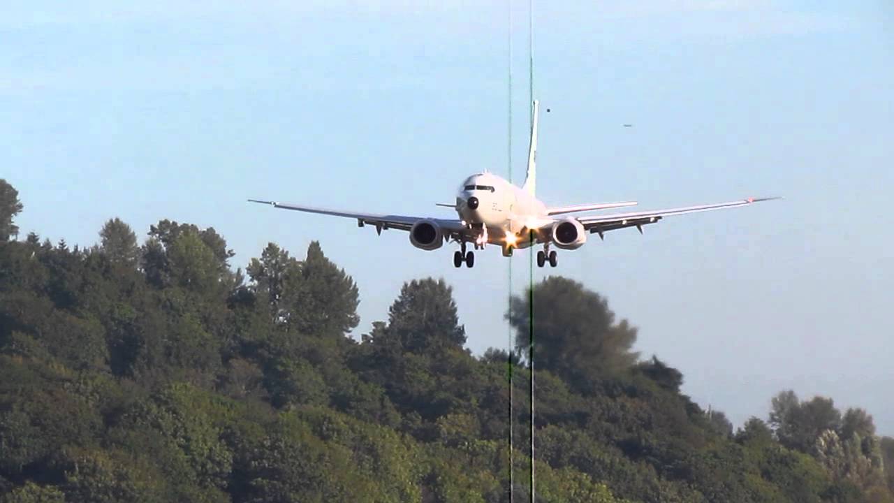 Boeing P-8I Poseidon Lands At KBFI On Runway 31L