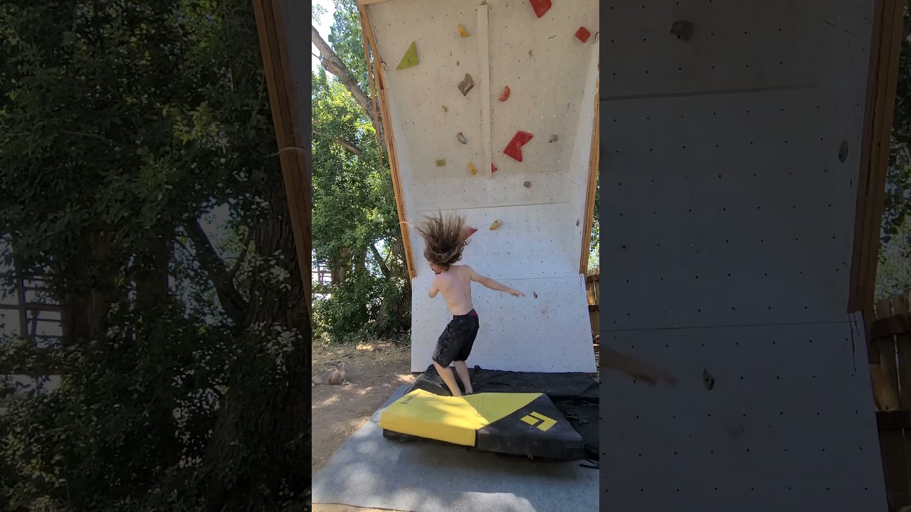 (road to route setter) v10+ fuck you boulder (I am not sending this shit) 