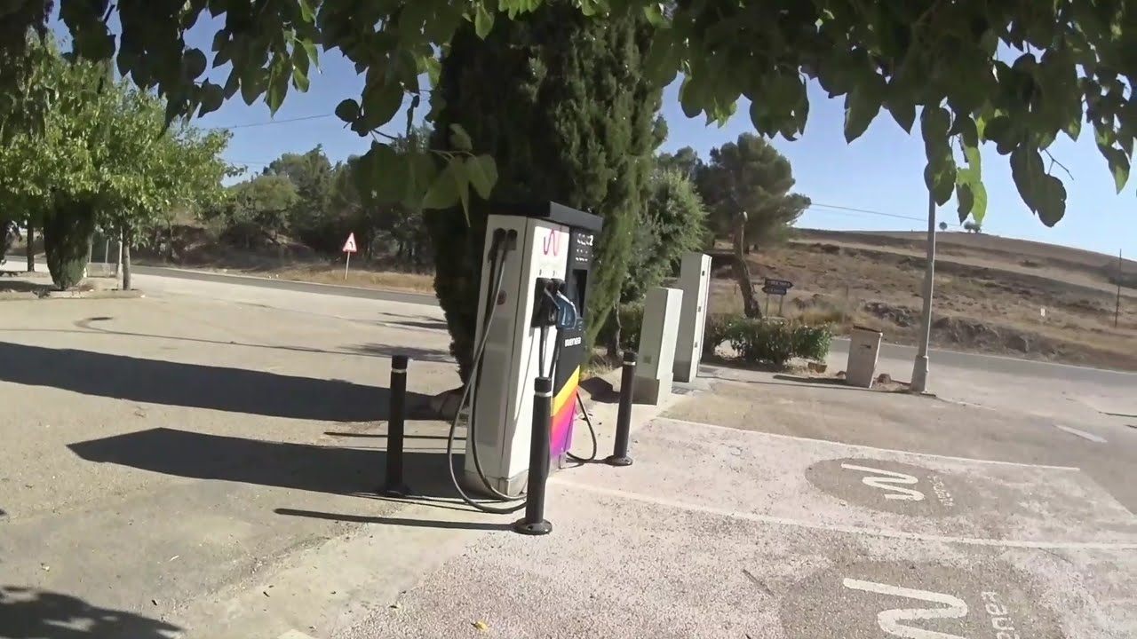¿Compensa cargar la batería en viaje vacacional con un híbrido?