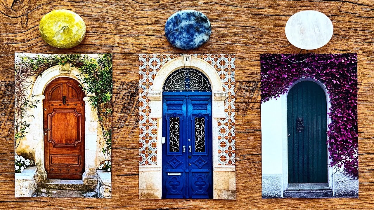 🌟TWO DOORS ARE OPENING UP:WHAT'S BEHIND THEM?🌟| Collab @The Nordic Light |Pick a Card Tarot Reading