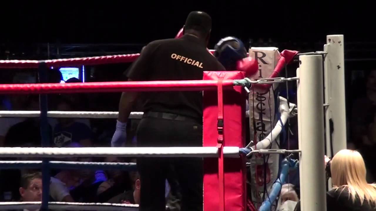 Lewis Miles vs  Alex Manning