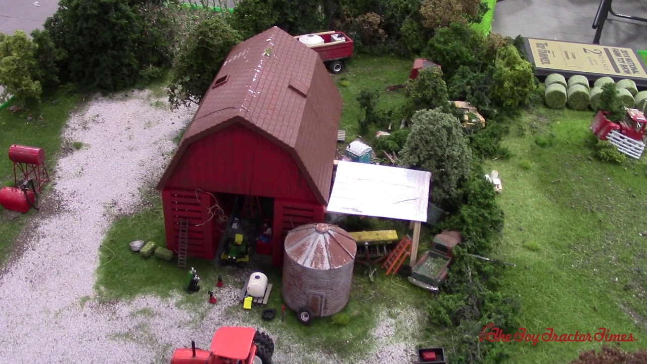 Lane Jensen's 1/64 Iowa Farm Display