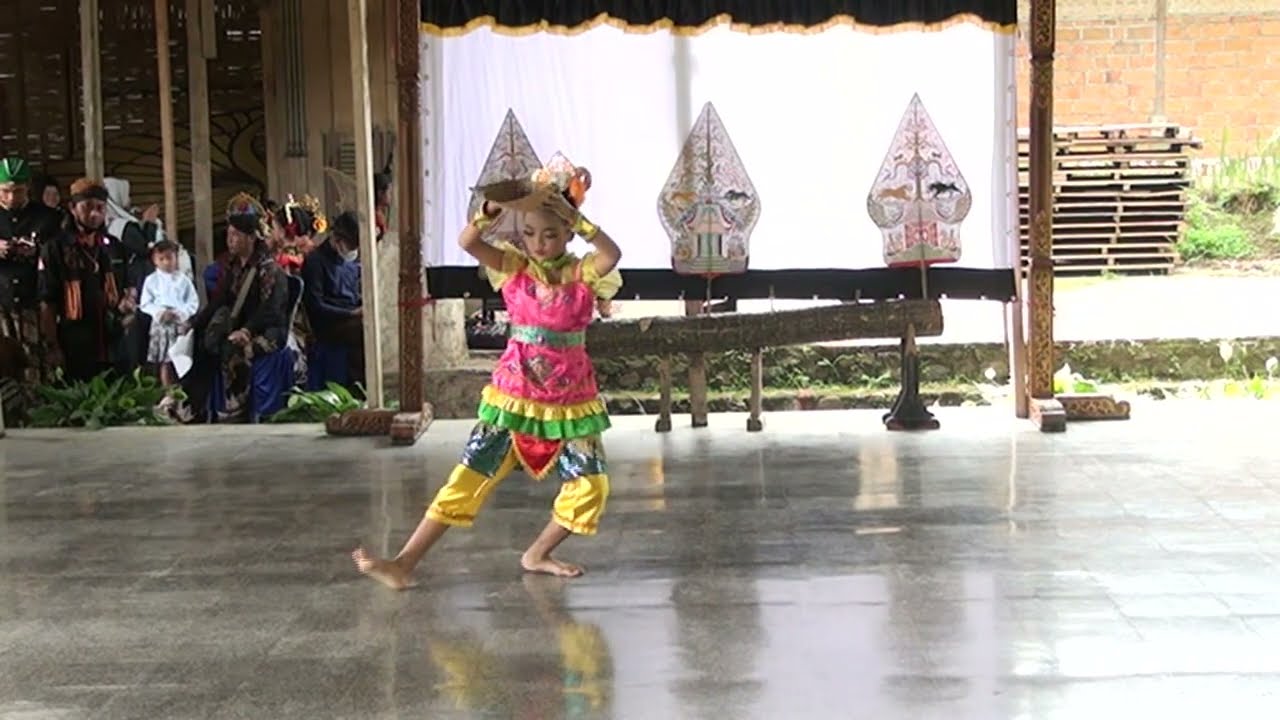 Tari Keduk Bumi